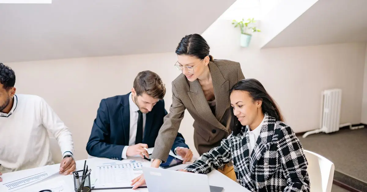 Cómo seleccionar el software adecuado para tu empresa